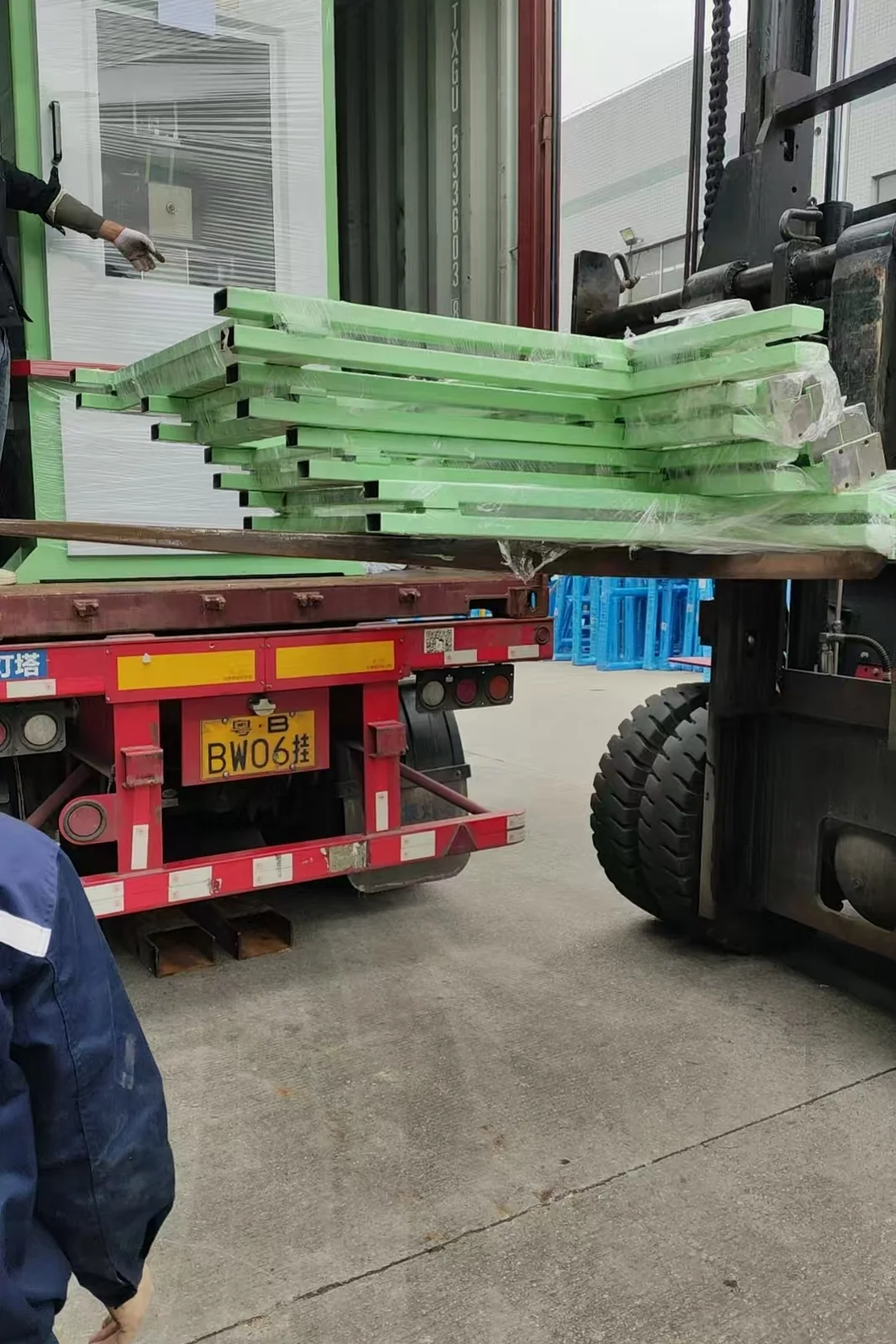 Line frames and roller tables stacked for transport